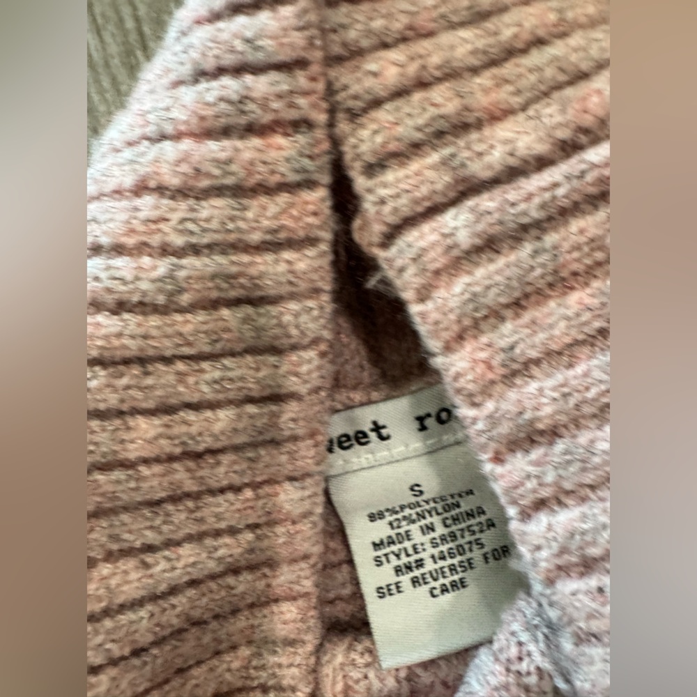 Sweet Romeo Blush Ribbed Knit Top - Picture 12 of 16